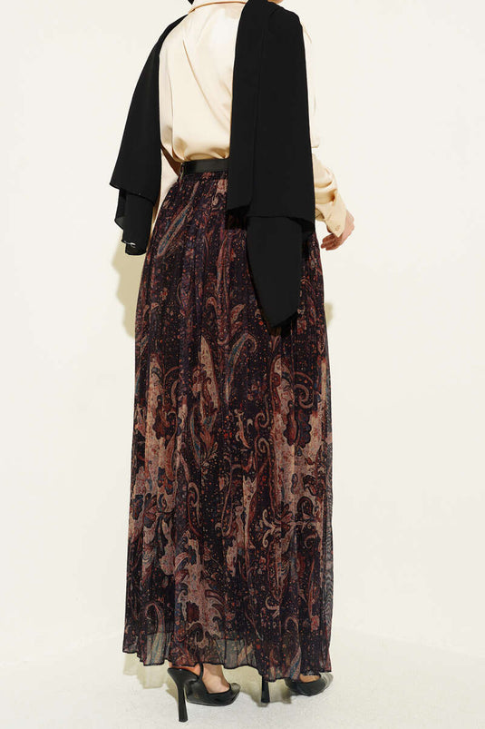 Schwarzer Tüllrock mit Paisley-Muster und Gürtel