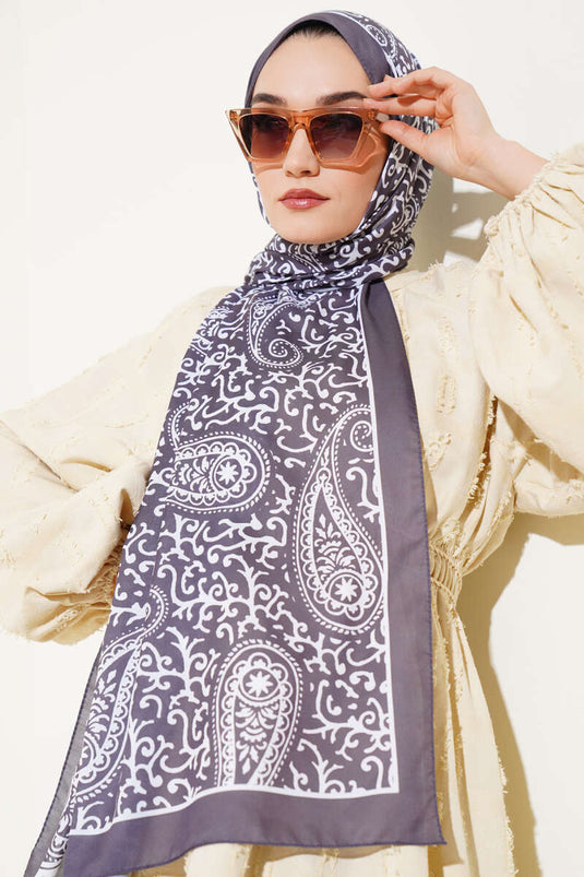 شال ناعم منقوش بنقشة بيزلي، دخاني