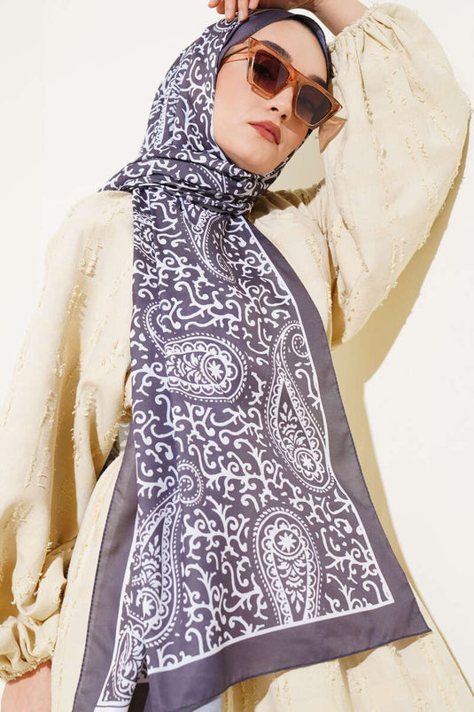 شال ناعم منقوش بنقشة بيزلي، دخاني