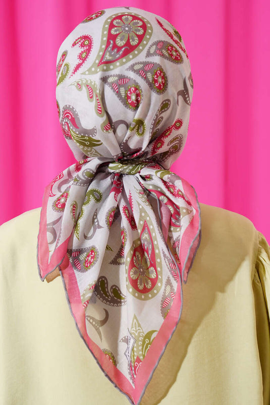 Schal mit Paisley-Muster