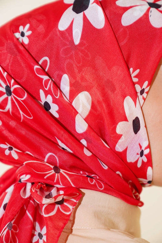 Foulard Motif Marguerite Ecriture Rouge