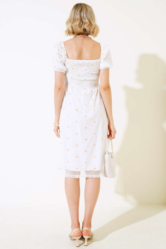 Robe Midi Brodée Daisy Blanc