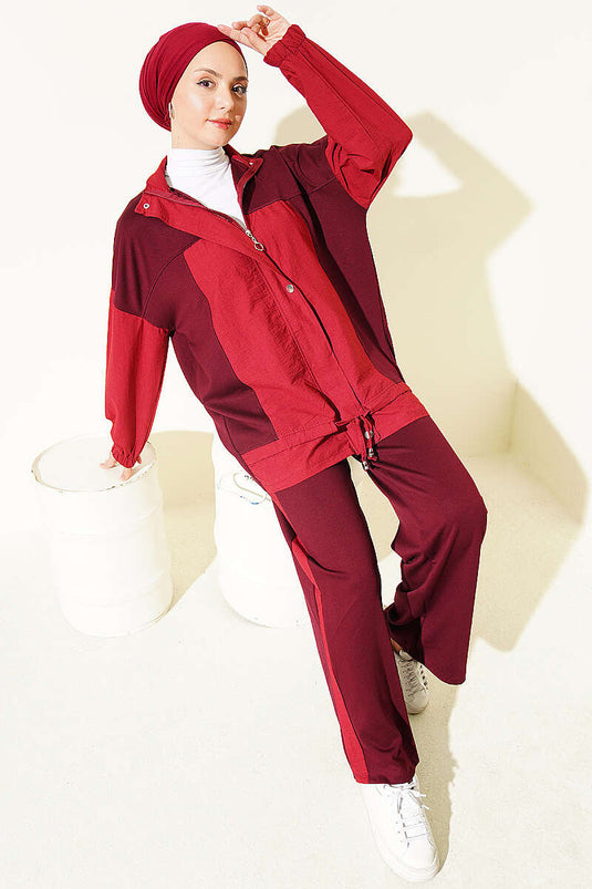Bordeaux Knopen Tweedelige Set Met Details