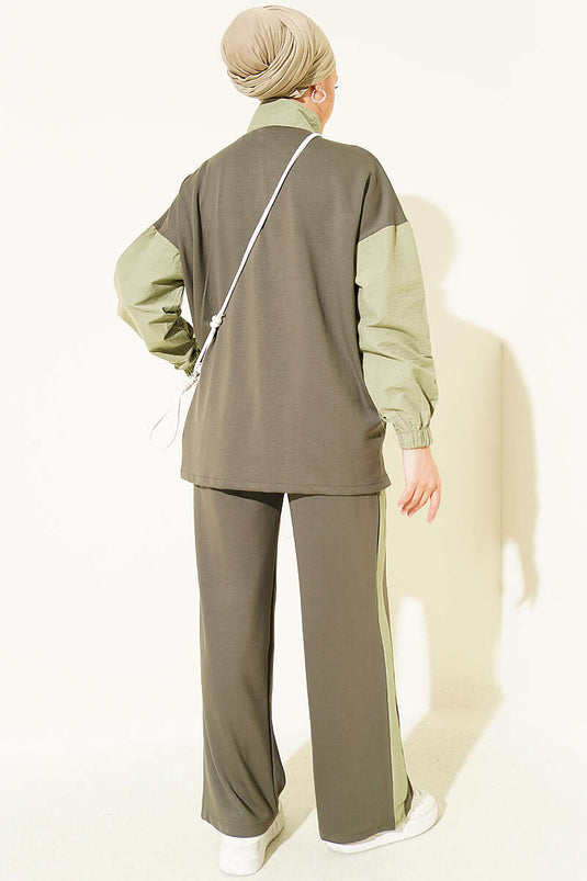 Completo Due Pezzi Con Bottoni A Pressione In Khaki