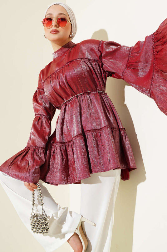Tunique brillante à superpositions rouge bordeaux