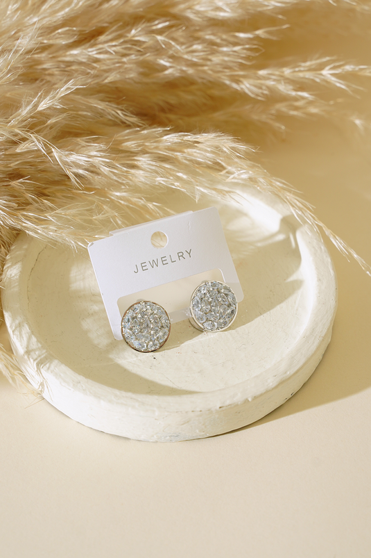 أقراط فضية مستديرة من الحجر اللامع