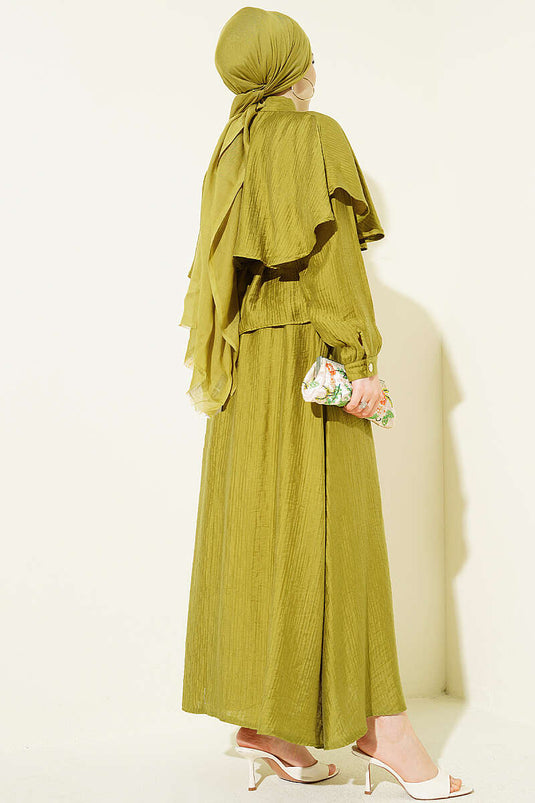 Ensemble deux pièces avec blouse pèlerine et jupe, vert olive