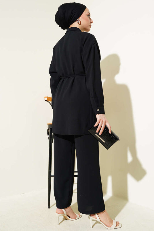 Costume deux pièces noir avec ceinture en corde et cape Stoned