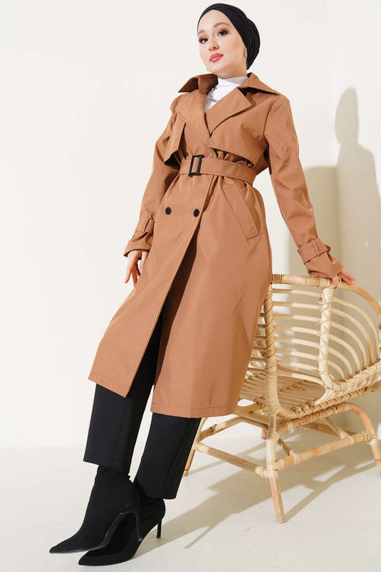 Trench avec Cape et Epaulettes Tan