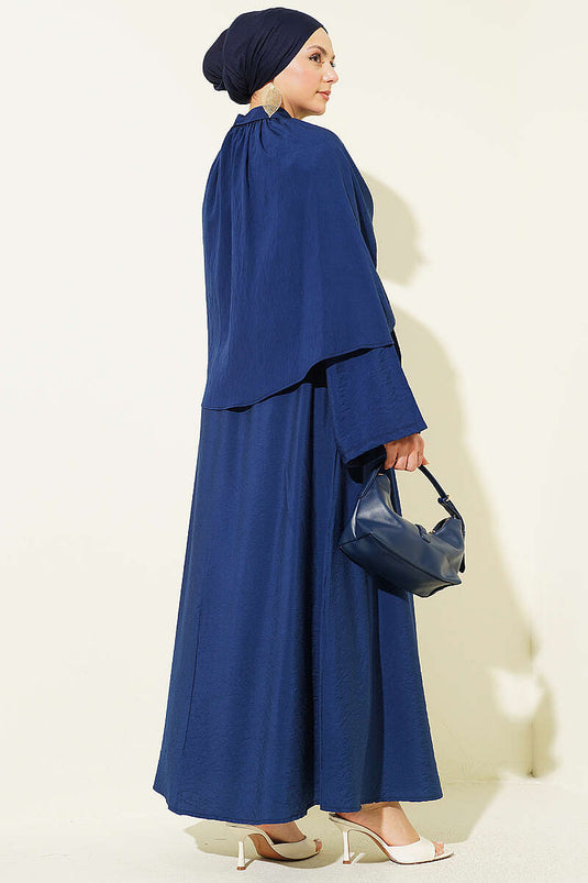 Ensemble triple avec jupe à pèlerine bleu marine