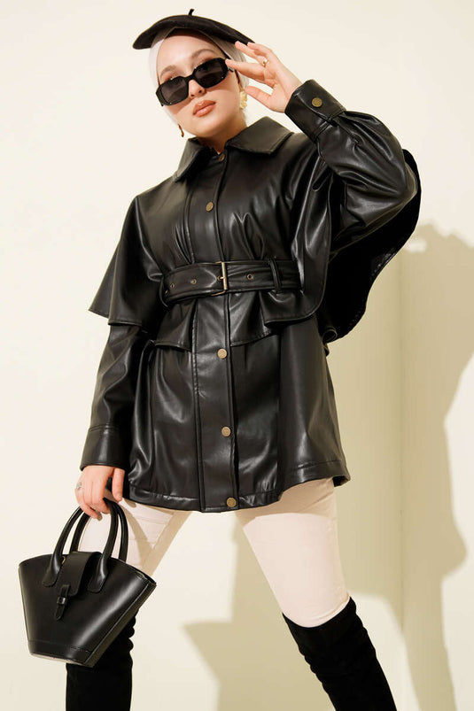 Schwarze Lederjacke mit Cape und Gürtel
