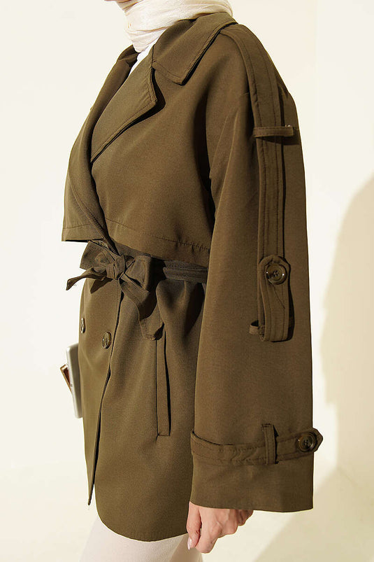 Cappotto Corto Con Cintura E Cappuccio In Kaki