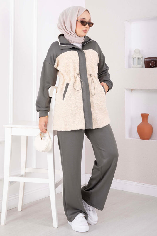 Ensemble Deux Pièces Avec Bordure En Fourrure Synthétique Kaki