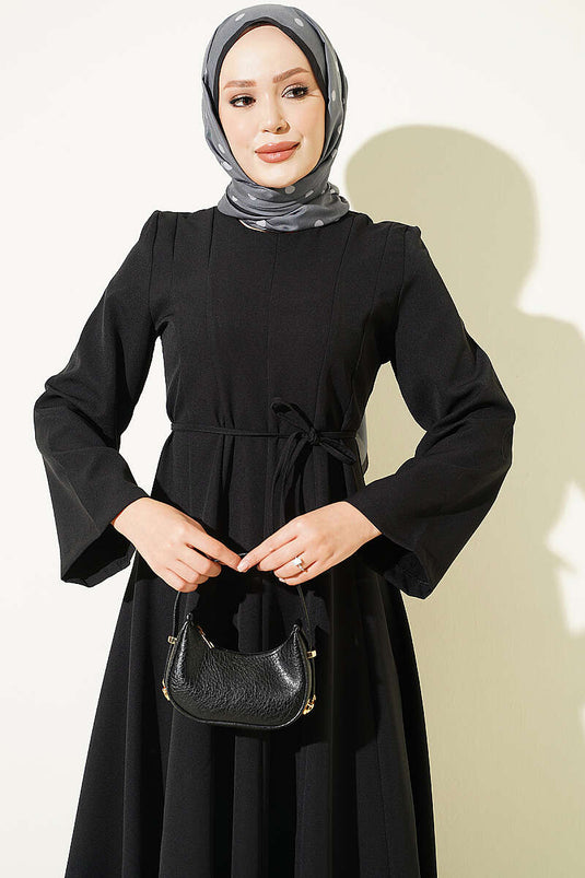 Robe Noire Avec Détail À Nœud