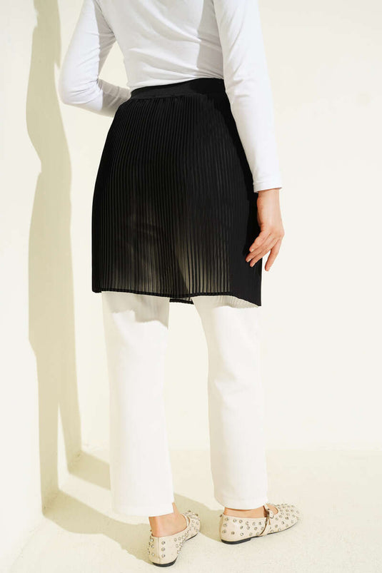 Shirt Hem Undershirt with Pile Detail Black