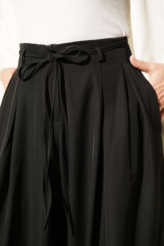 Schwarze Hose Mit Fleecefutter Und Bindegürtel