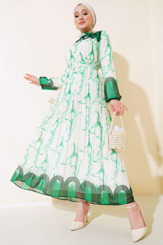 Grünes, plissiertes Kleid mit Gürtel