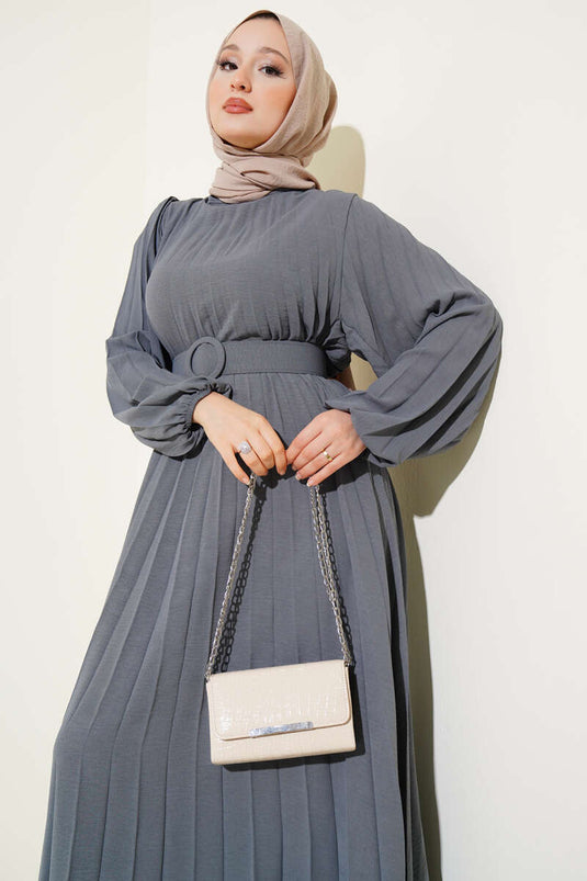 Robe Ayrobin grise plissée et ceinturée