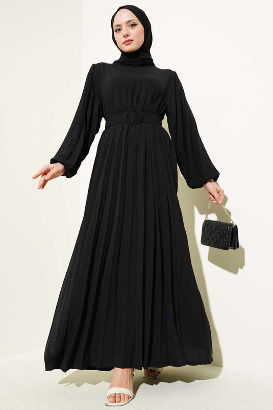 Schwarzes, plissiertes Ayrobin-Kleid mit Gürtel