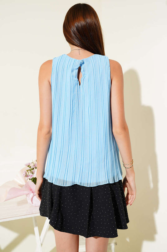 Geplooide mouwloze blouse, lichtblauw