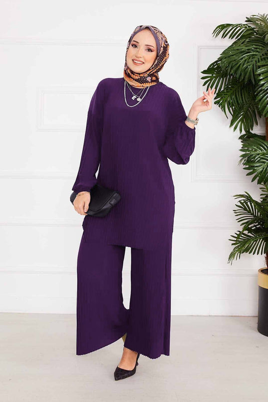 بدلة حجاب مريحة ومطوية من قطعتين باللون الأرجواني الفاتح