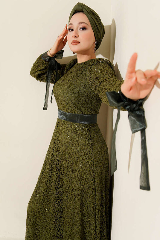 Funkelndes Pailletten-Abendkleid in Khaki