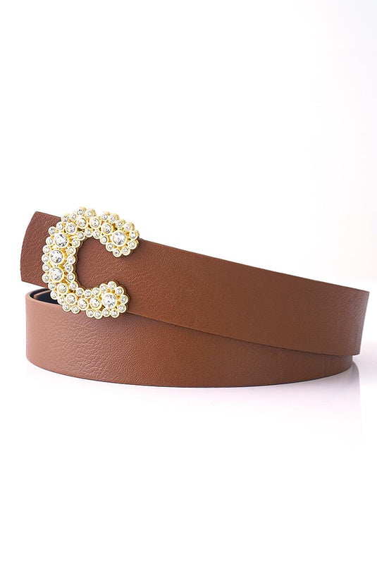 Ceinture beige avec boucle en pierre de diamant