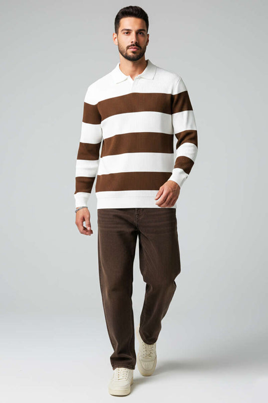 كنزة بولو رجالية مفتوحة الياقة، لون أبيض وبني