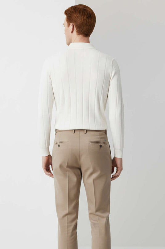 كنزة مخططة بياقة بولو، لون بيج فاتح