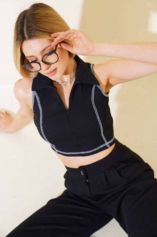 Crop top zippé à col polo noir