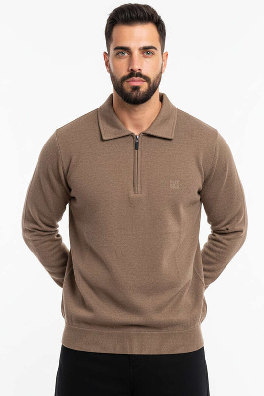 سويت شيرت رجالي بياقة بولو محبوكة بسحاب، لون المنك