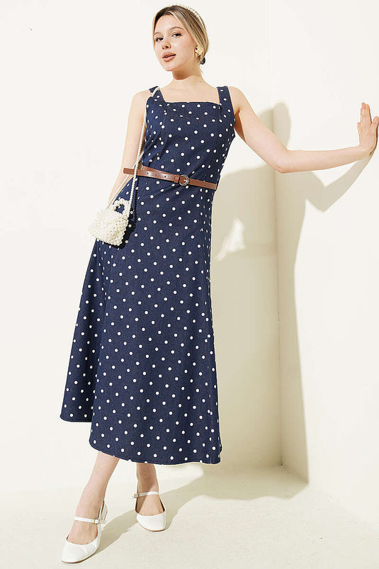 Abito con cintura e motivo a pois blu scuro