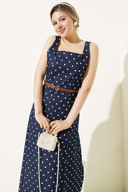 Abito con cintura e motivo a pois blu scuro