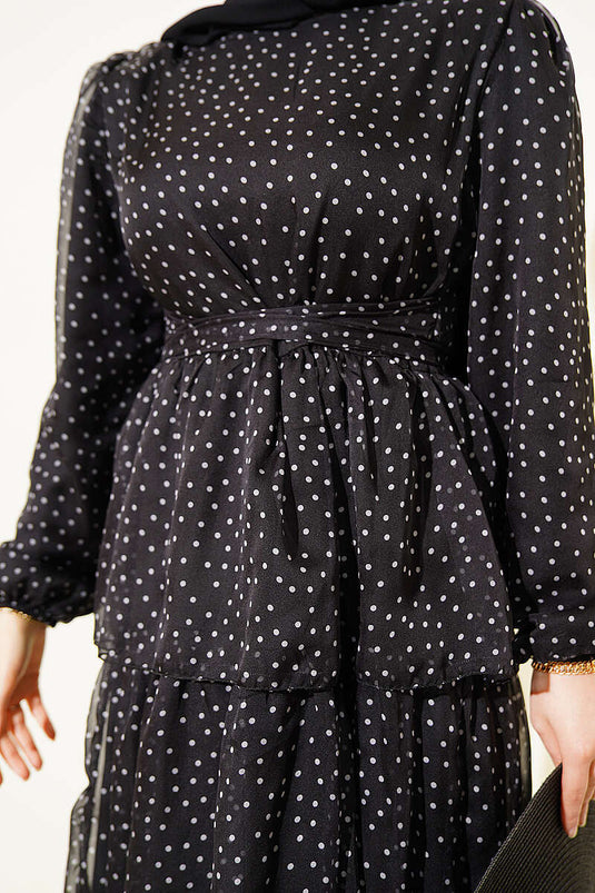 Schwarzes mehrlagiges Chiffonkleid mit Punkten