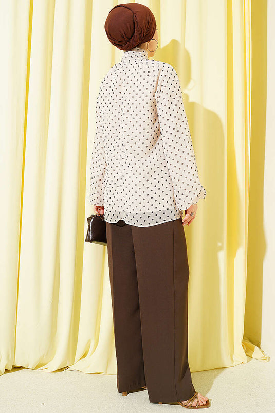 Tunique en chiffon beige à col noué à pois