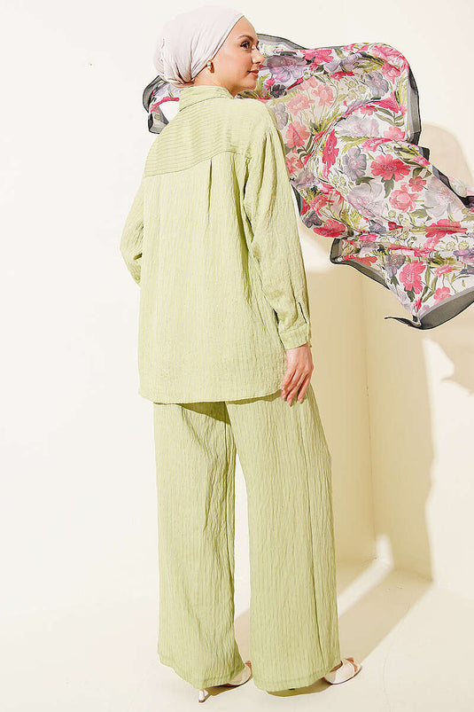 Ensemble deux pièces rayé avec détails à paillettes, vert pistache