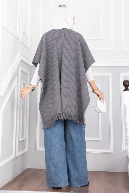 Poncho De Punto Con Flecos Gris Humo