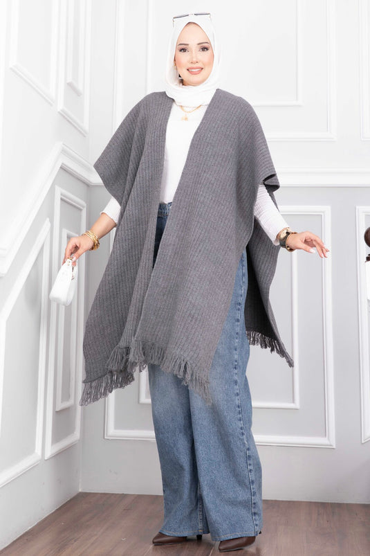 Poncho De Punto Con Flecos Gris Humo