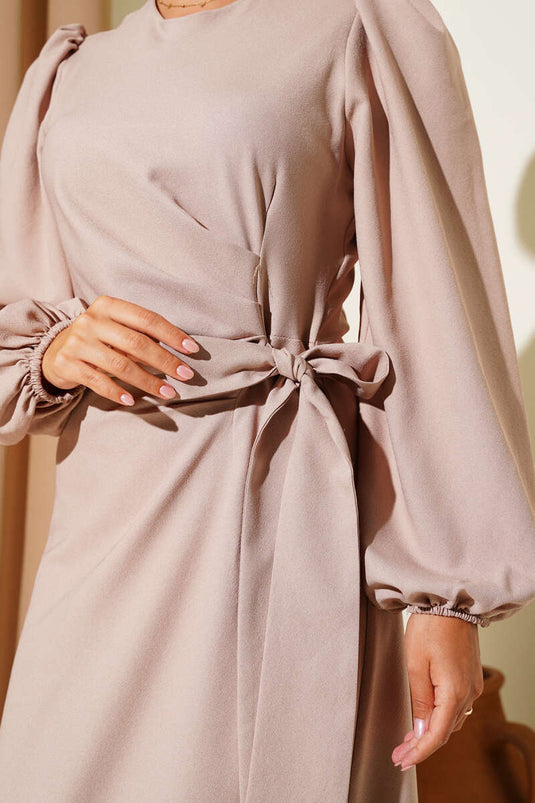 Püskül Taşlı Yan Bağlamalı Abiye Elbise Bej