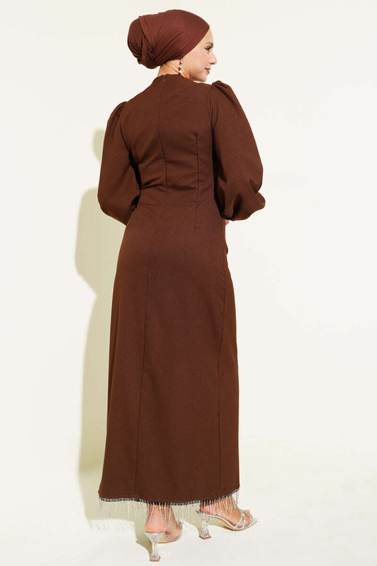 Abendkleid mit seitlicher Schleife und Quaste in Braun