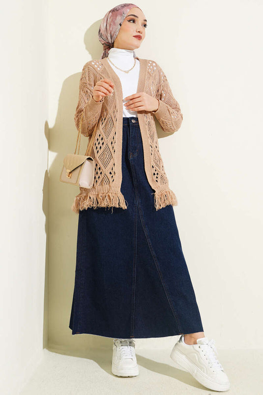 Cardigan traforato con motivo a losanghe e frange, colore latte
