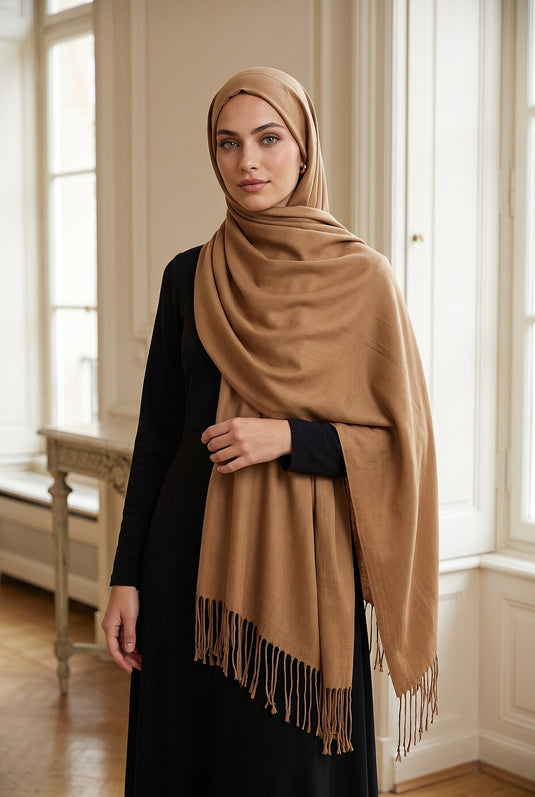Sciarpa Spalla Con Frange Camel