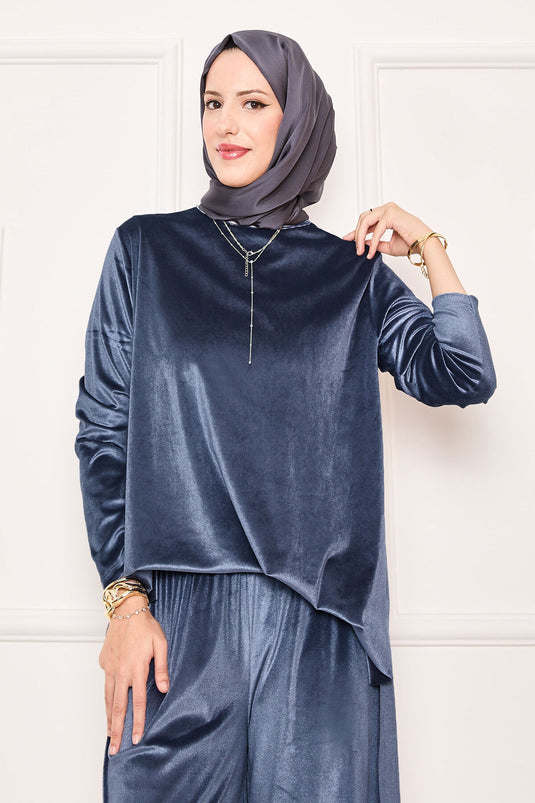 بدلة مخملية مريحة من قطعتين باللون الدخاني