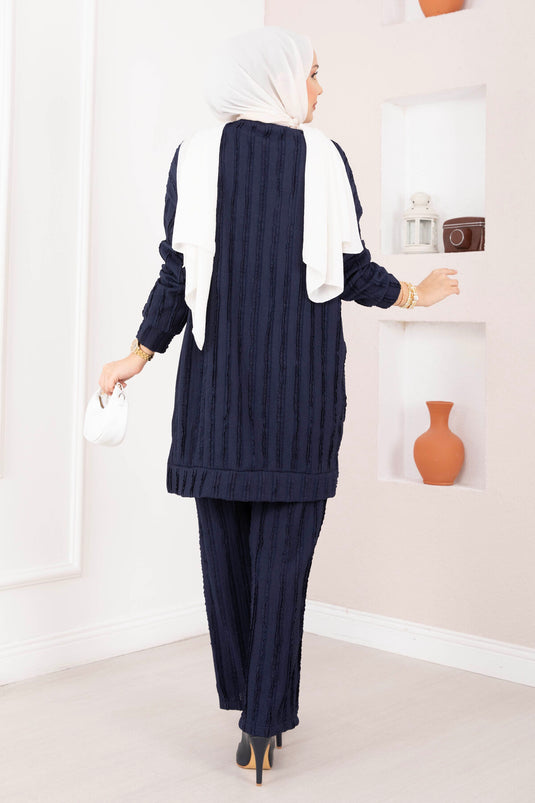 Zweiteiliges Set mit bequemer Hose in Marineblau