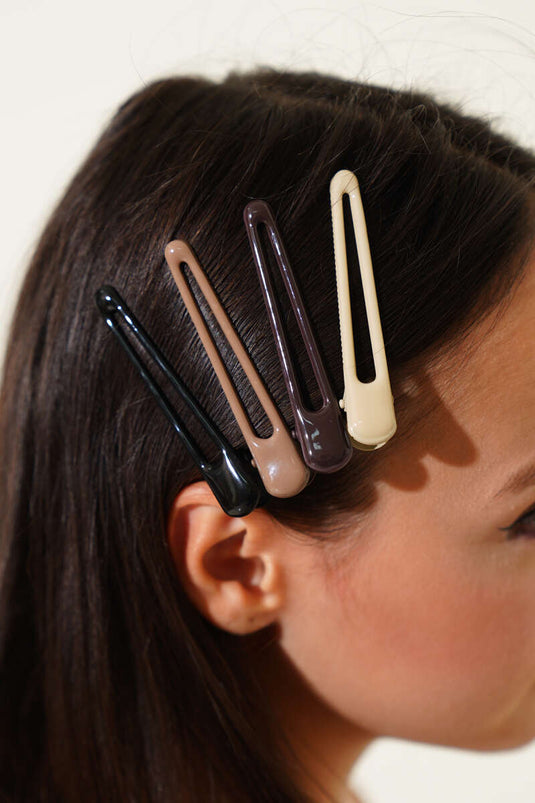 Colorful 4-Piece Dart Buckle Assortment