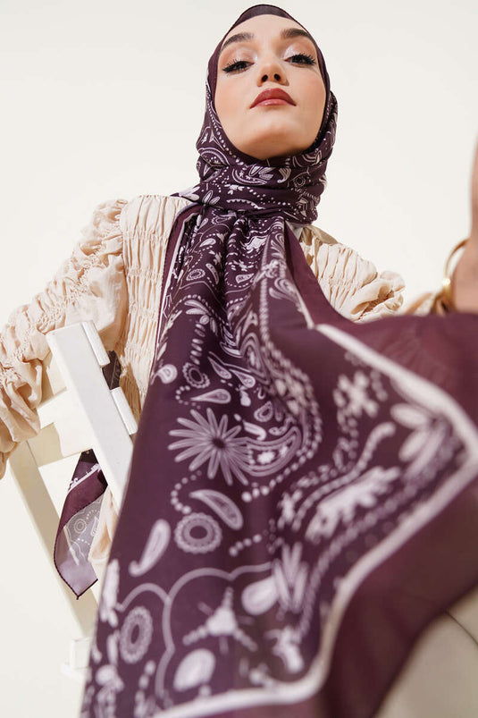 Châle rayé à bordure à motif rétro, marron amer