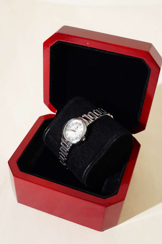 Montre-bracelet femme chiffres romains argent