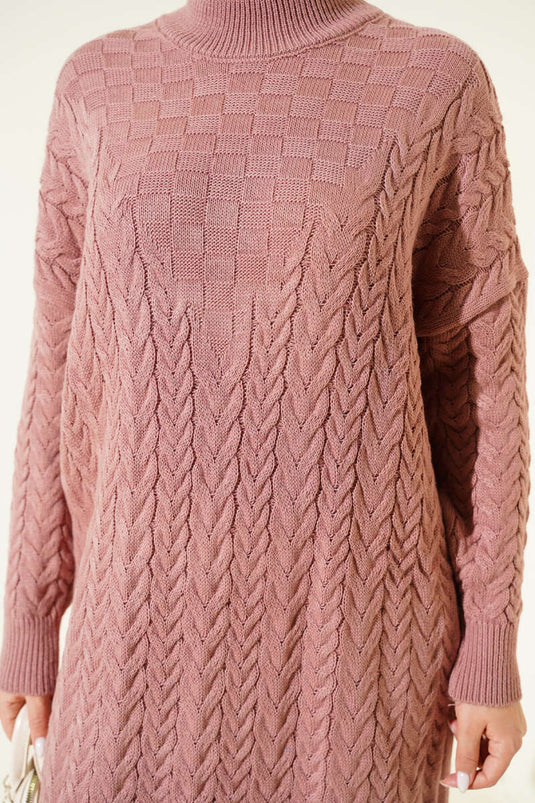 Robe En Tricot Texturé Avec Tresse De Cheveux En Rose Poussière