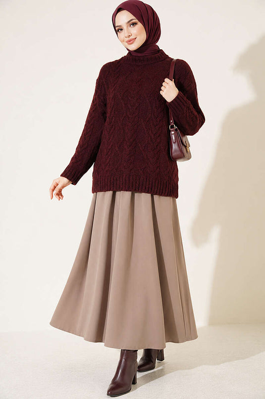 Pull En Maille Bordeaux Avec Tresse