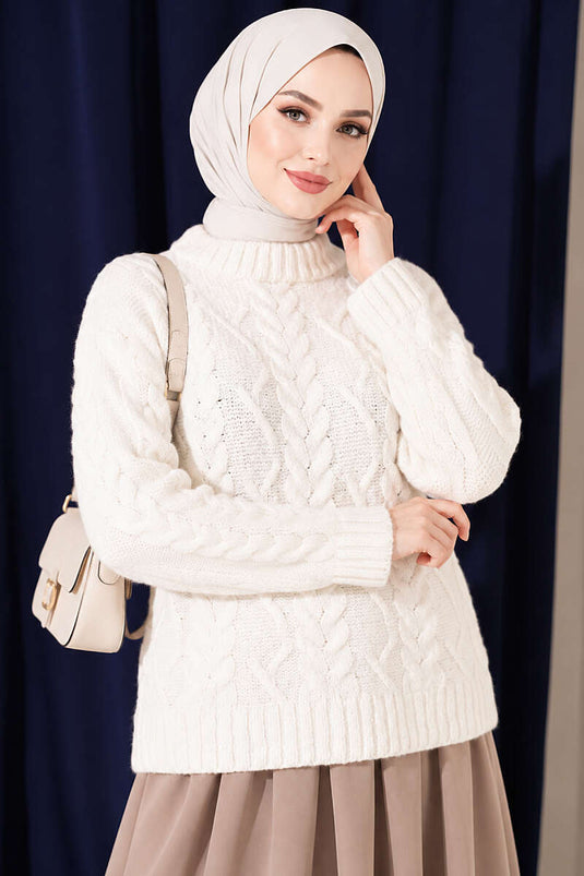 Pull En Maille Écru Avec Tresse